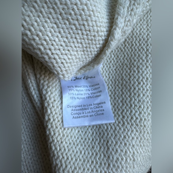 Holiday Sweater - Picture 6 of 6